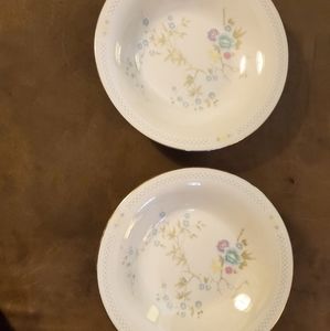 Set of two beautiful oriental styled bowls